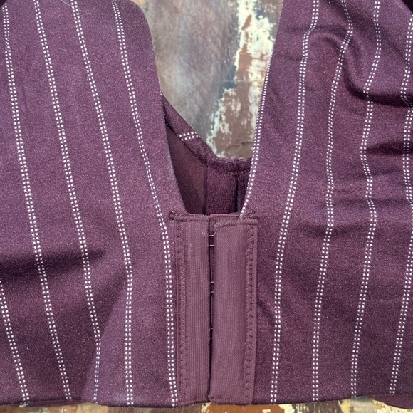 Cacique Back Smoothing Balconette Bra - Picture 5 of 10